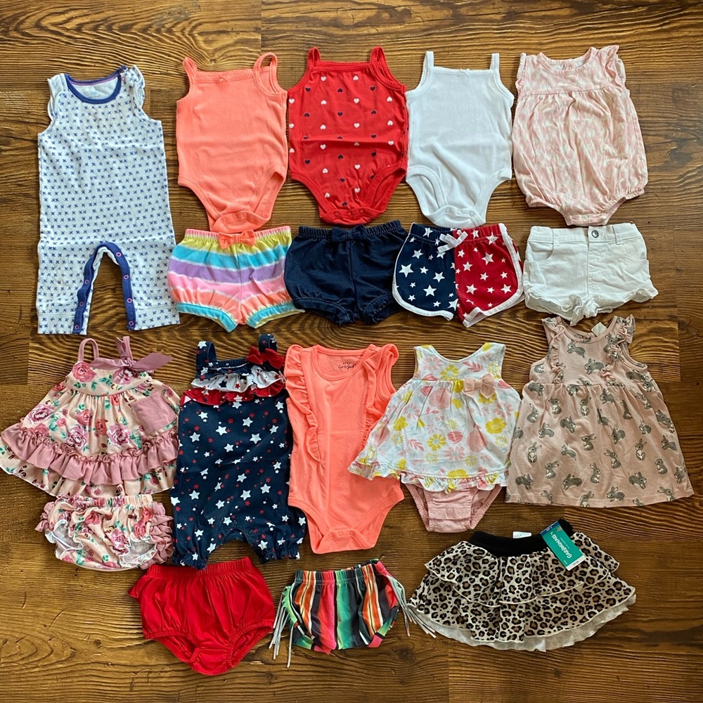 18 piece bundle of infant girls clothes